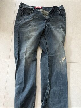 UNIONBAY Men's Straight Jeans in Washed Blue